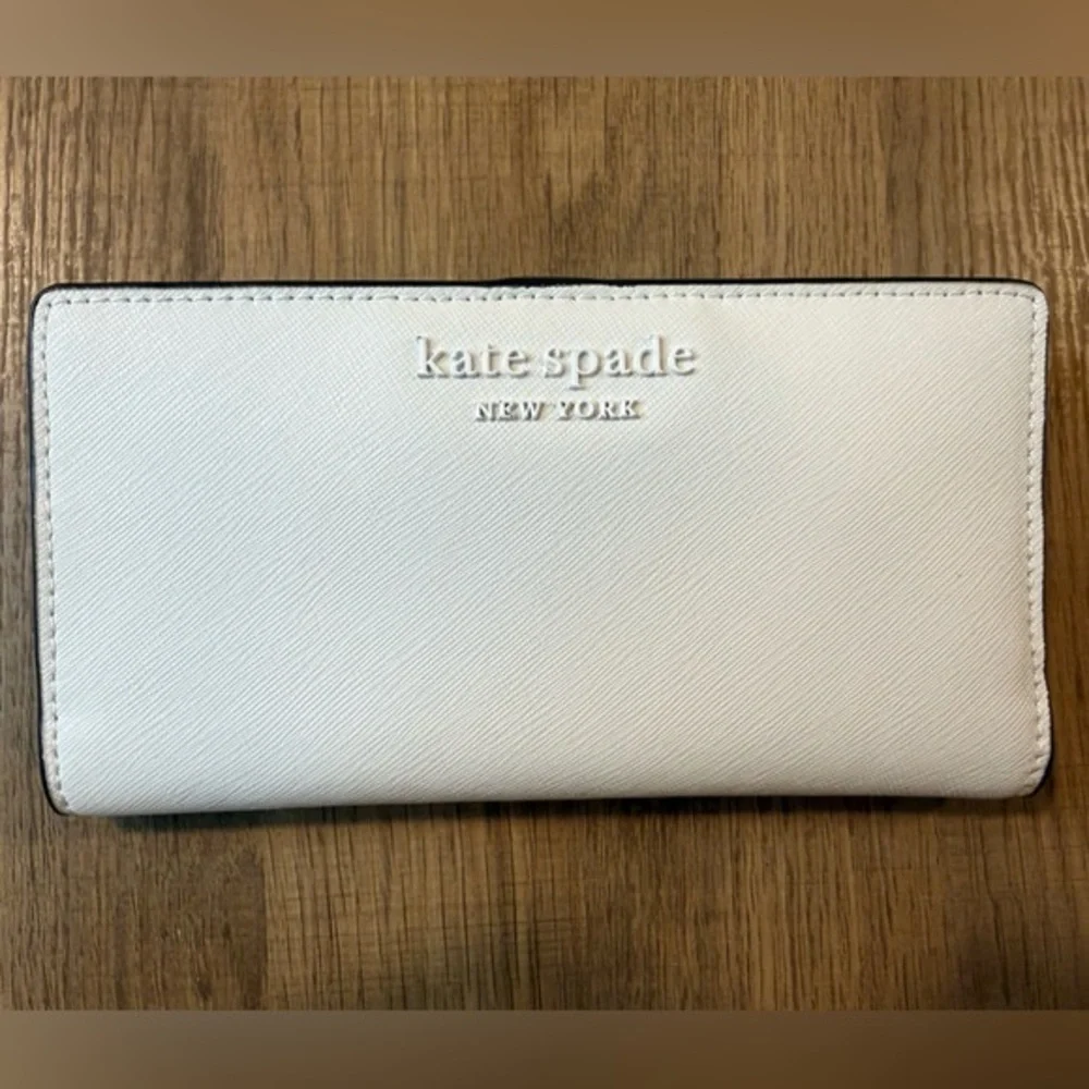 Kate Spade New York White & Lavender Leather Zip Wallet